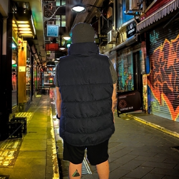 Old Navy Mens Puffer Vest Tall XL (550005) - Picture 2 of 5